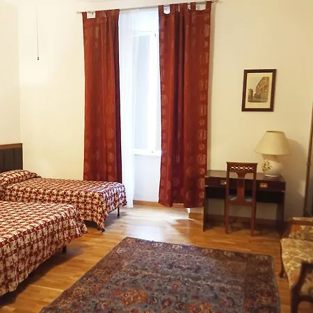 Center, Rione Monti, Διαμέρισμα